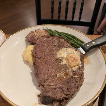 Boatwright's Dining Hall - Prime rib with Cajun butter - Cajun/Creole Near Me - Lake Buena Vista, Florida