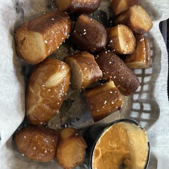 Mr Chubby's Wings - Pretzel excellent - Chicken Wings Near Me - Ponte Vedra Beach, Florida