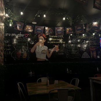 No manches que rico - Atmosphere - Tacos Near Me - Miami, Florida No manches que rico - Atmosphere - Tacos Near Me - Miami, Florida