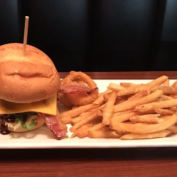 Ruby Tuesday - American Near Me - Clarksville, Tennessee Ruby Tuesday - American Near Me - Clarksville, Tennessee