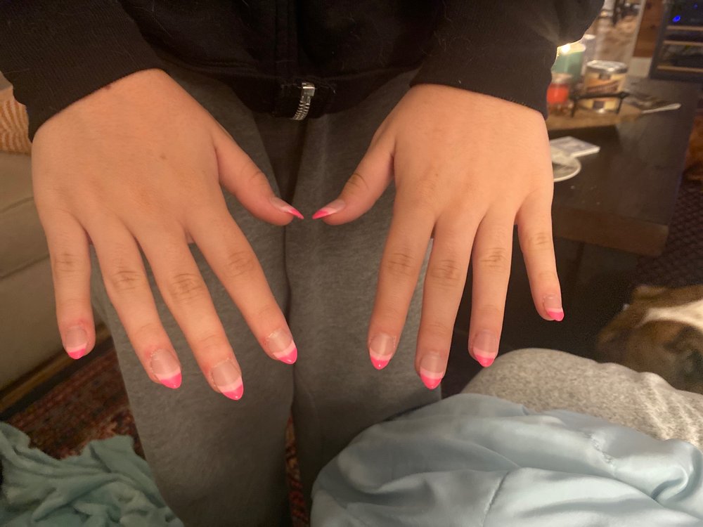 APPLE NAIL SPA 22 Photos & 70 Reviews 1640 N Milwaukee Ave, Vernon