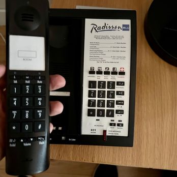 Radisson Blu Toronto Downtown - A phone--that doesn't work. - Hotels Near Me - Toronto, Ontario Radisson Blu Toronto Downtown - A phone--that doesn't work. - Hotels Near Me - Toronto, Ontario