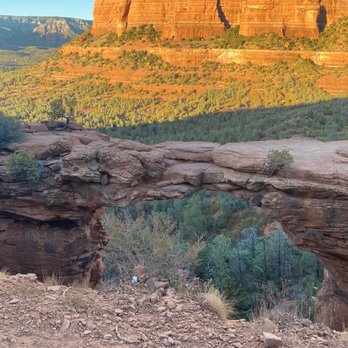 Devil's Bridge Trail - "The Bridge" - Hiking Near Me - Sedona, Arizona Devil's Bridge Trail - "The Bridge" - Hiking Near Me - Sedona, Arizona