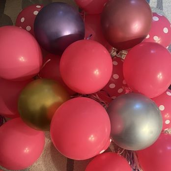 Deal 99cents or Less - Beautiful balloons deflated less than 24 hours later - Discount Store Near Me - New York, New York Deal 99cents or Less - Beautiful balloons deflated less than 24 hours later - Discount Store Near Me - New York, New York