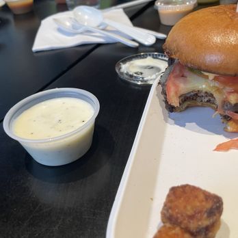 The Yard - Newark - Oxtail Burgers - American Near Me - Newark, New Jersey