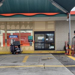 U-Haul Trailer Hitch Super Center - Roanoke