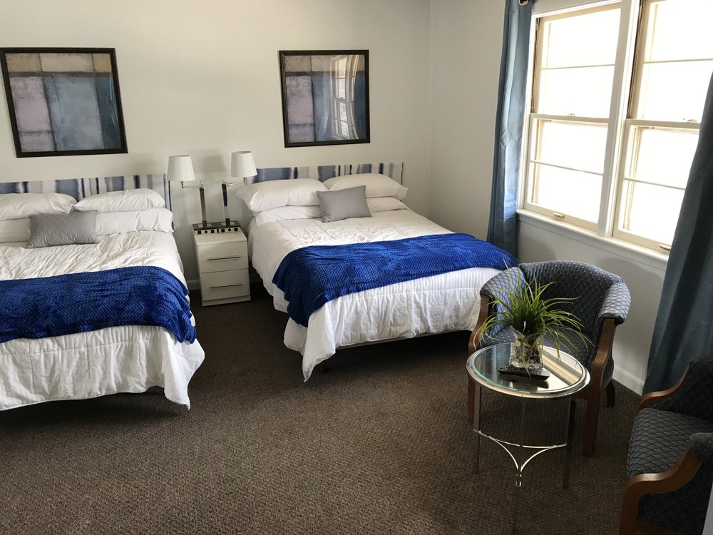 GREEN LAKE SUITES - Updated June 2024 - 19 Photos - 488 South St, Green