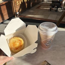 Custard pastry Custard pastry