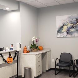 Family Smile Dental Center - :)