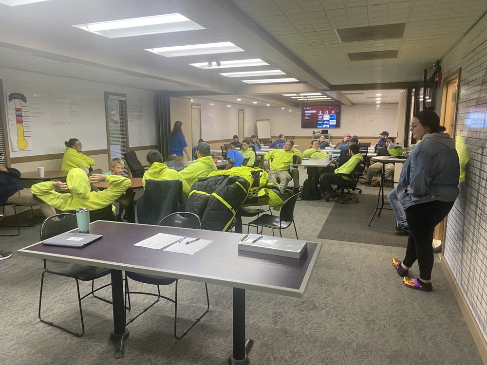 Slide of Deluxe Plumbing & Heating