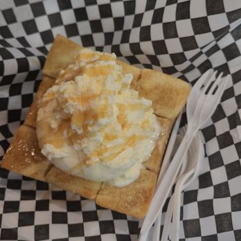 Creamberry - Honey toast made fresh - Desserts Near Me - Las Vegas, Nevada