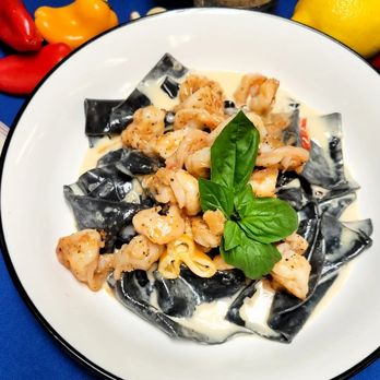 Fuzi Pasta Co - Pasta Shops Near Me - Fresh Meadows, New York