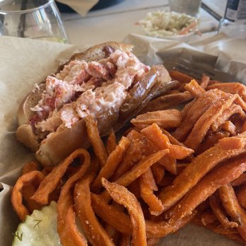 Stewman's Lobster Pound - Lobster roll - Seafood Near Me - Bar Harbor, Maine