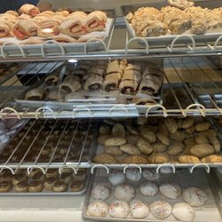 Nino's Pastry Shoppe