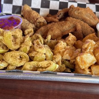 Ernie’s Midtown Pub - Pubs Near Me - Rockford, Illinois