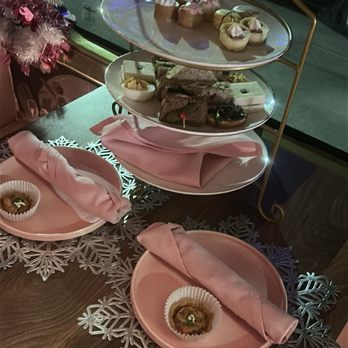 Tea Around Town - Bus Tours Near Me - Houston, Texas