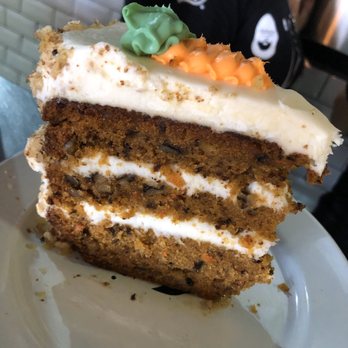 Barbas Cakes And Coffee - Carrot Cake - Cafeteria Near Me - Tijuana, BCN Barbas Cakes And Coffee - Carrot Cake - Cafeteria Near Me - Tijuana, BCN