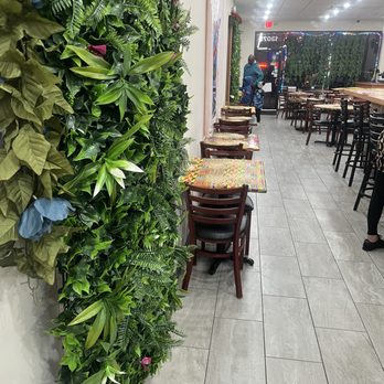 Authentic African Restaurant - Interior - African Near Me - Germantown, Maryland