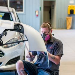 Frank's Armona Auto Body