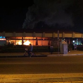 Henri's Cafe - CLOSED 09/10/2015 due to a kitchen fire. - American Near Me - Oxnard, California