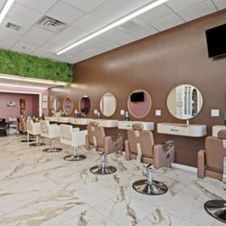 ReVibe Style And Spa - Salon offers a wide range of braiding services for all textures