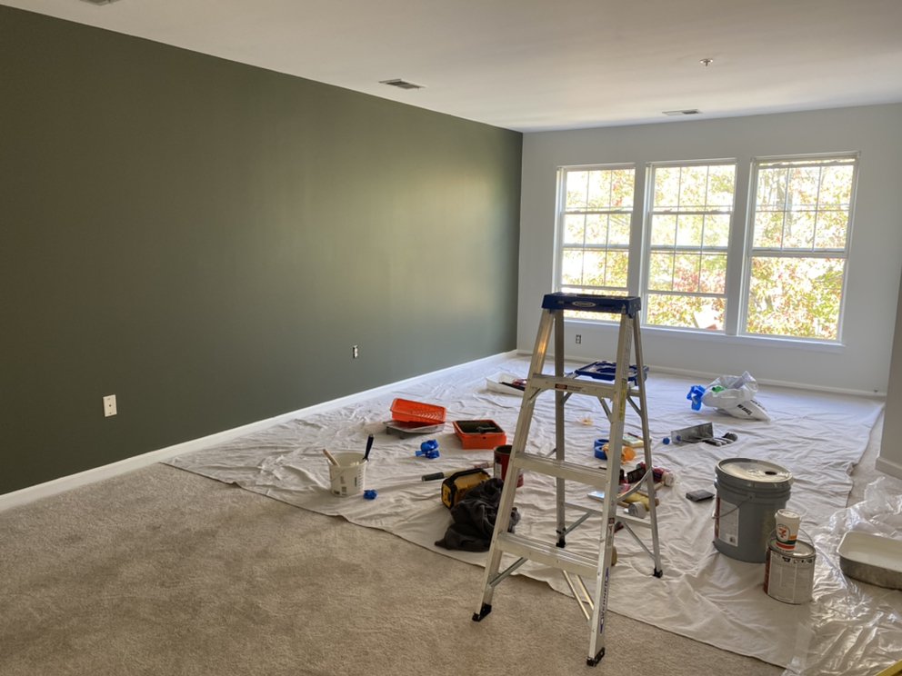 Slide of Navarro Contracting