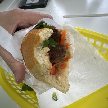 Banh Mi Fresh - Beef Stem Sandwich-  Bo Kho Banh Mi - Vietnamese Near Me - Happy Valley, Oregon
