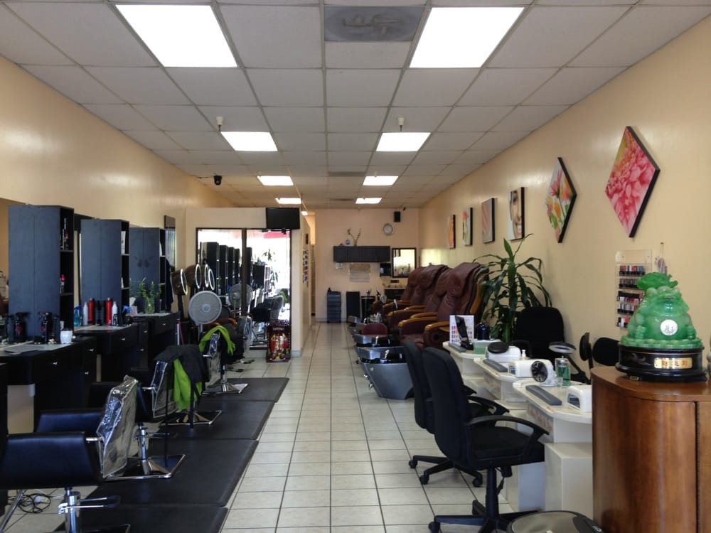 Beauty Hair Nails Salon Logo