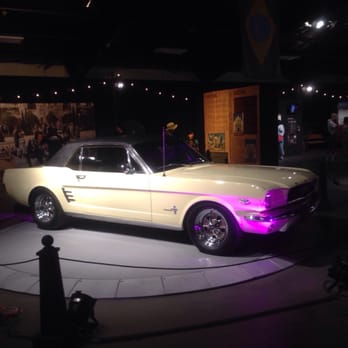Del Mar Fairgrounds - Mustang - Stadiums & Arenas Near Me - Del Mar, California