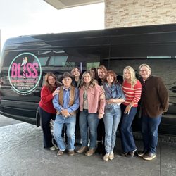 Bliss Wine Tours - Calvin and our crew