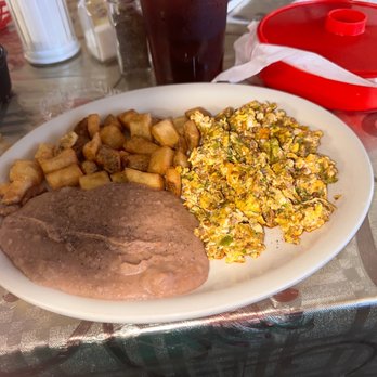 Bigotes - Chorizo Con Huevo - Mexican Near Me - Arlington, Texas