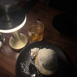 Old fashion and warm butter cake