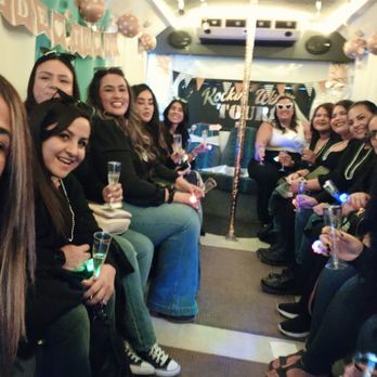 Rockin' Wine Tours - Wine Tours Near Me - Temecula, California