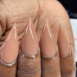Diamond Nails Lounge