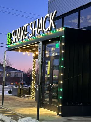 Shake Shack Des Peres by null