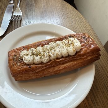 High Street - labne zaatar danish - New American Near Me - Philadelphia, Pennsylvania High Street - labne zaatar danish - New American Near Me - Philadelphia, Pennsylvania