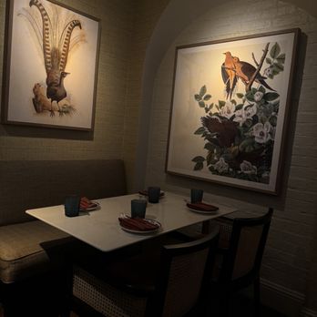 Perch Bistro & Bar - Indoor bar dining area - Pizza Near Me - Dallas, Texas Perch Bistro & Bar - Indoor bar dining area - Pizza Near Me - Dallas, Texas