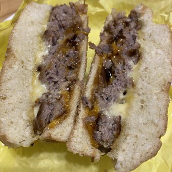Lucky Box Restaurant - Bbq burger - Chinese Near Me - Honolulu, Hawaii