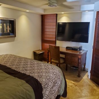 Kaleialoha Resort Condominium - Kaleialoha#207 bedroom - Resorts Near Me - Lahaina, Hawaii