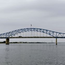 Water2Wine Cruises - Blue bridge