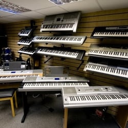 Pro Music International - Keyboard Section