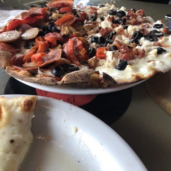 Cathouse Pizza - Pizza Near Me - Snohomish, Washington Cathouse Pizza - Pizza Near Me - Snohomish, Washington