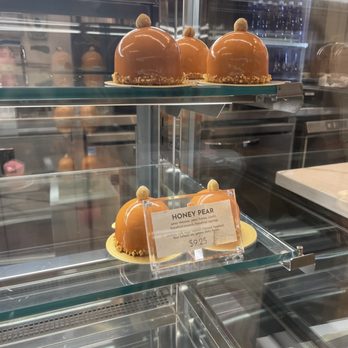 Jonquils Cafe & Bakery - Pear - Cafes Near Me - Boston, Massachusetts