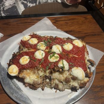Parlor - Notoriety Pizza - Food Court Near Me - Oklahoma City, Oklahoma