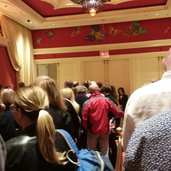 Encore Theater - Waiting to get into the show - Music Venues Near Me - Las Vegas, Nevada Encore Theater - Waiting to get into the show - Music Venues Near Me - Las Vegas, Nevada