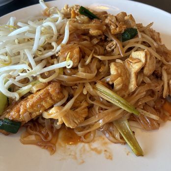 Lotus Thai Restaurant - Pad Thai with Chicken - Thai Near Me - Danville, California Lotus Thai Restaurant - Pad Thai with Chicken - Thai Near Me - Danville, California