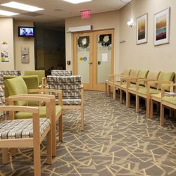 Leesburg Sterling Family Practice - Waiting room