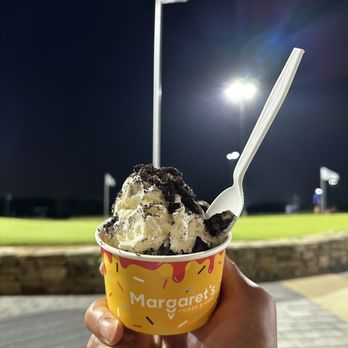 Margaret's Cones & Cups - Beer on the golf course  Ice Cream on the golf course - Ice Cream & Frozen Yogurt Near Me - Frisco, Texas