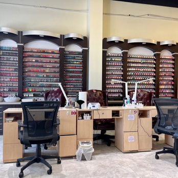 Highscale Nails Bar - Nail Salons Near Me - Simpsonville, South Carolina