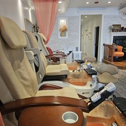 Joyful Nails and Spa